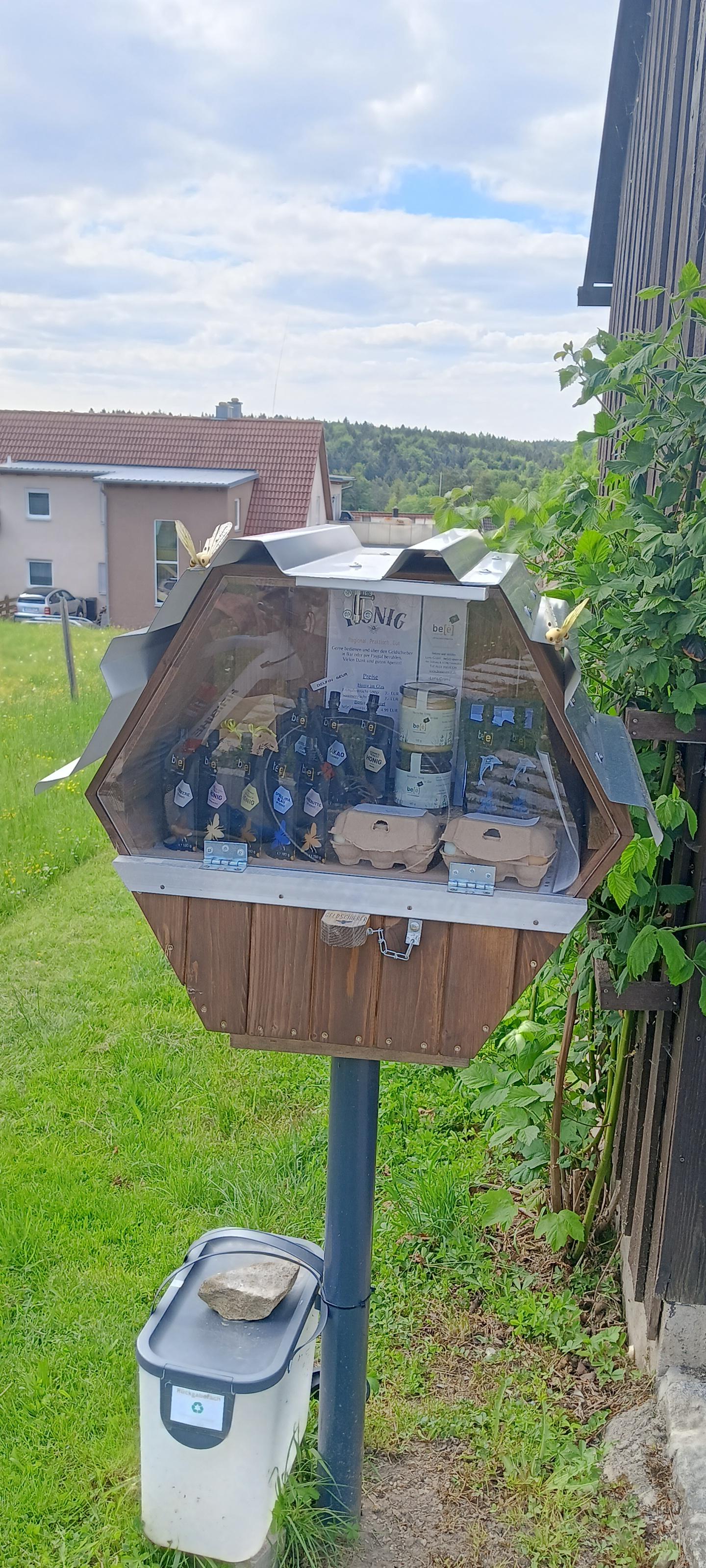 Lena Graml be[e] squeeze - regionaler Honig im Quetschbeutel