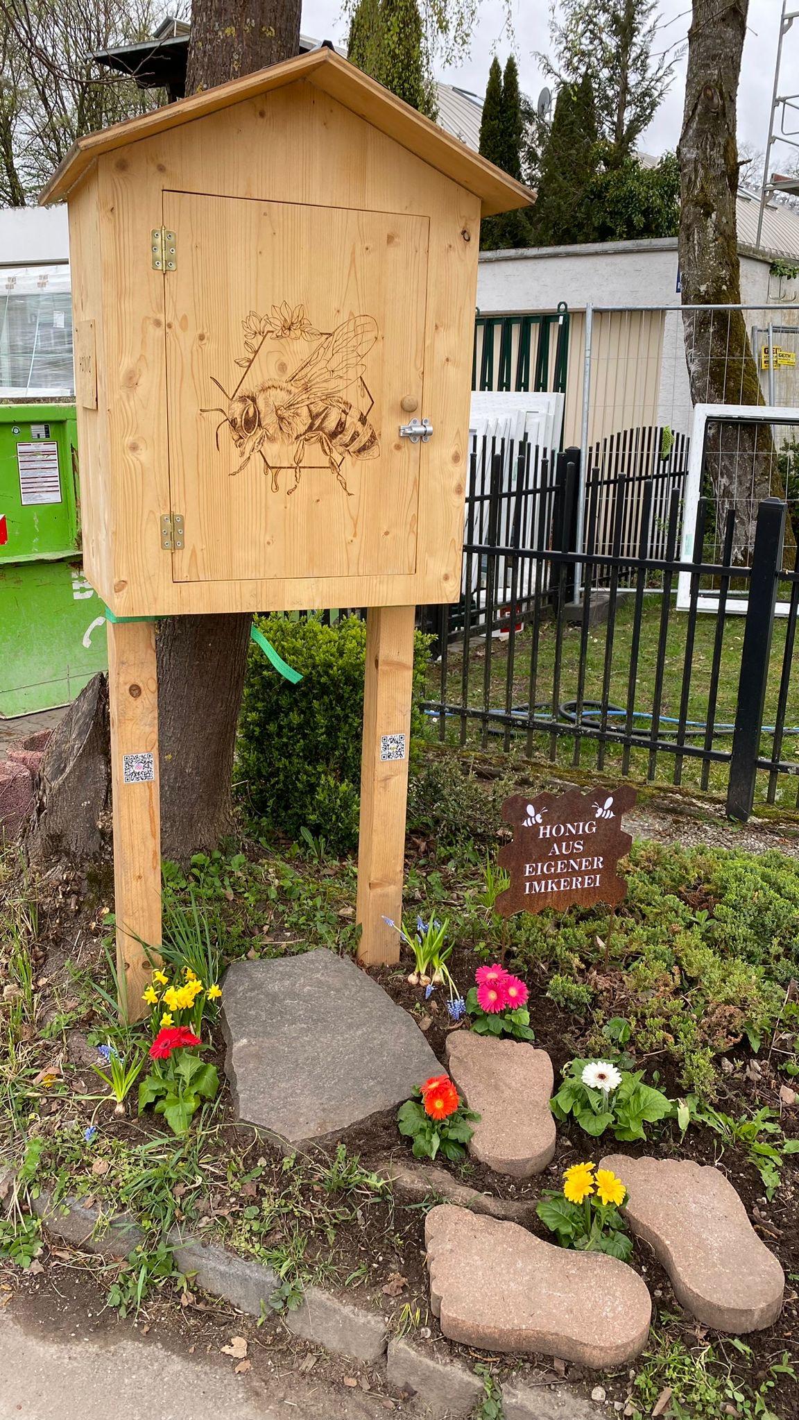 Florian Kreuzer, Johannesbienen München