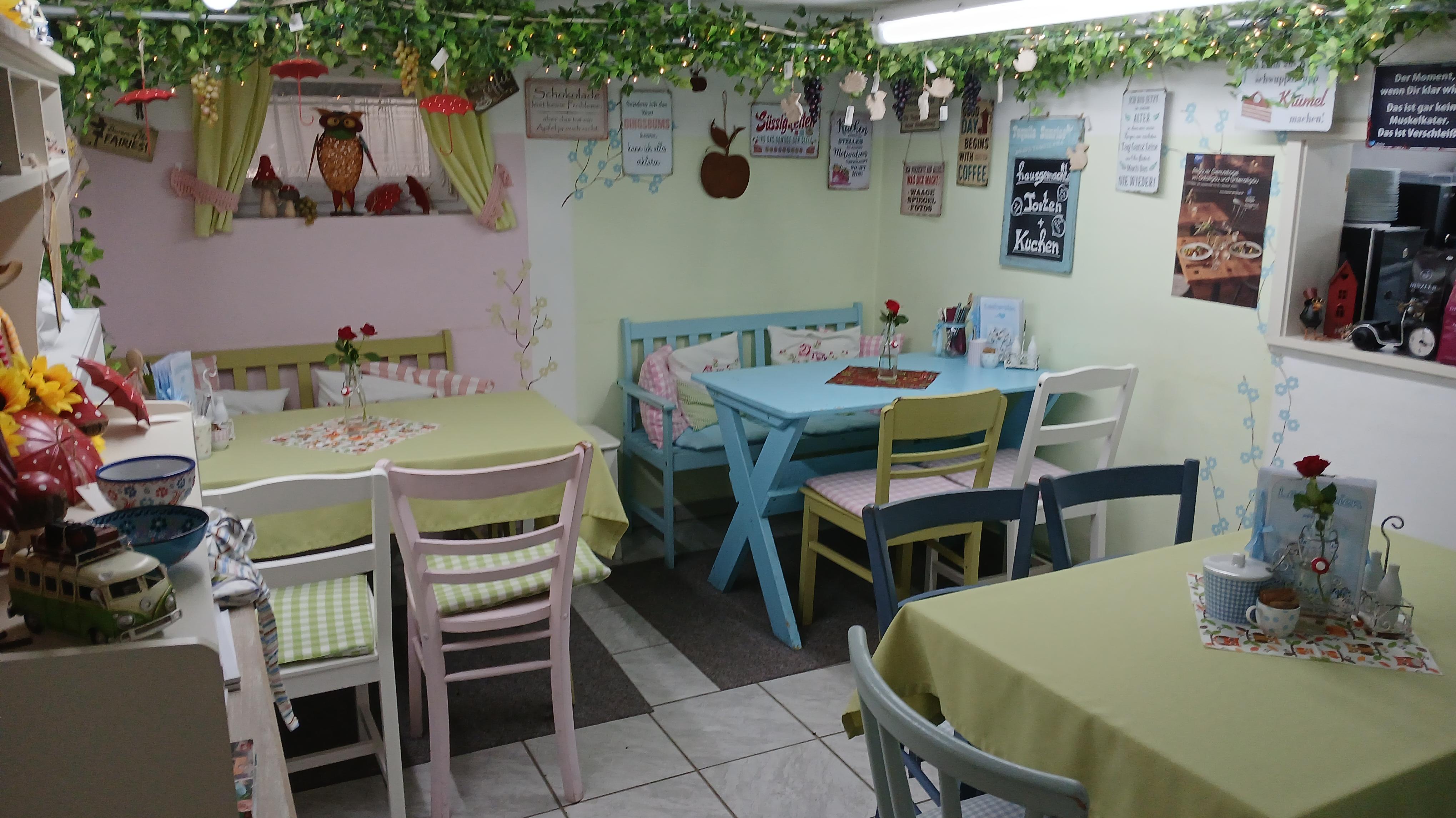 Kleines Keller Café