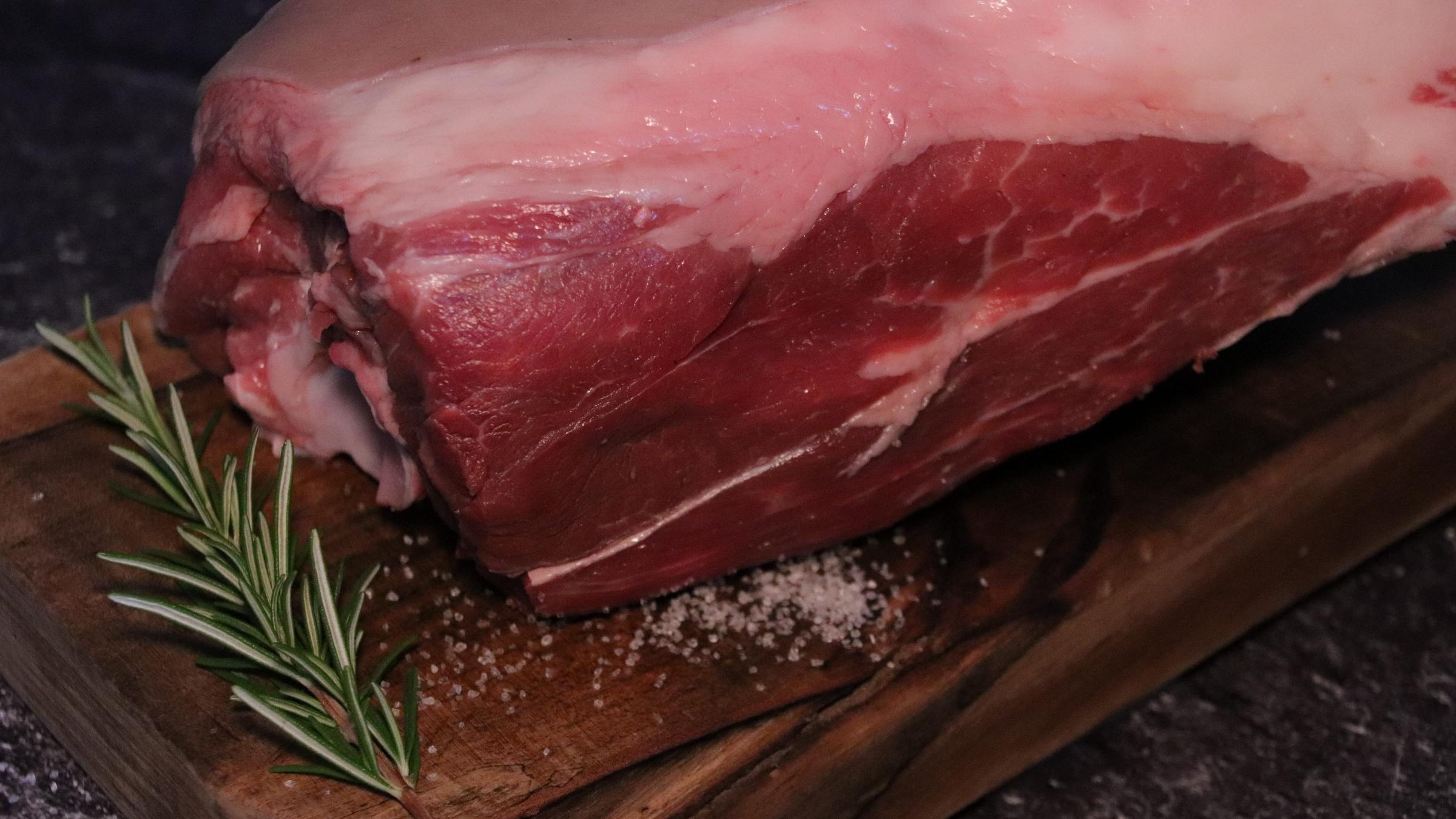 Ibérico Schäufele am Knochen