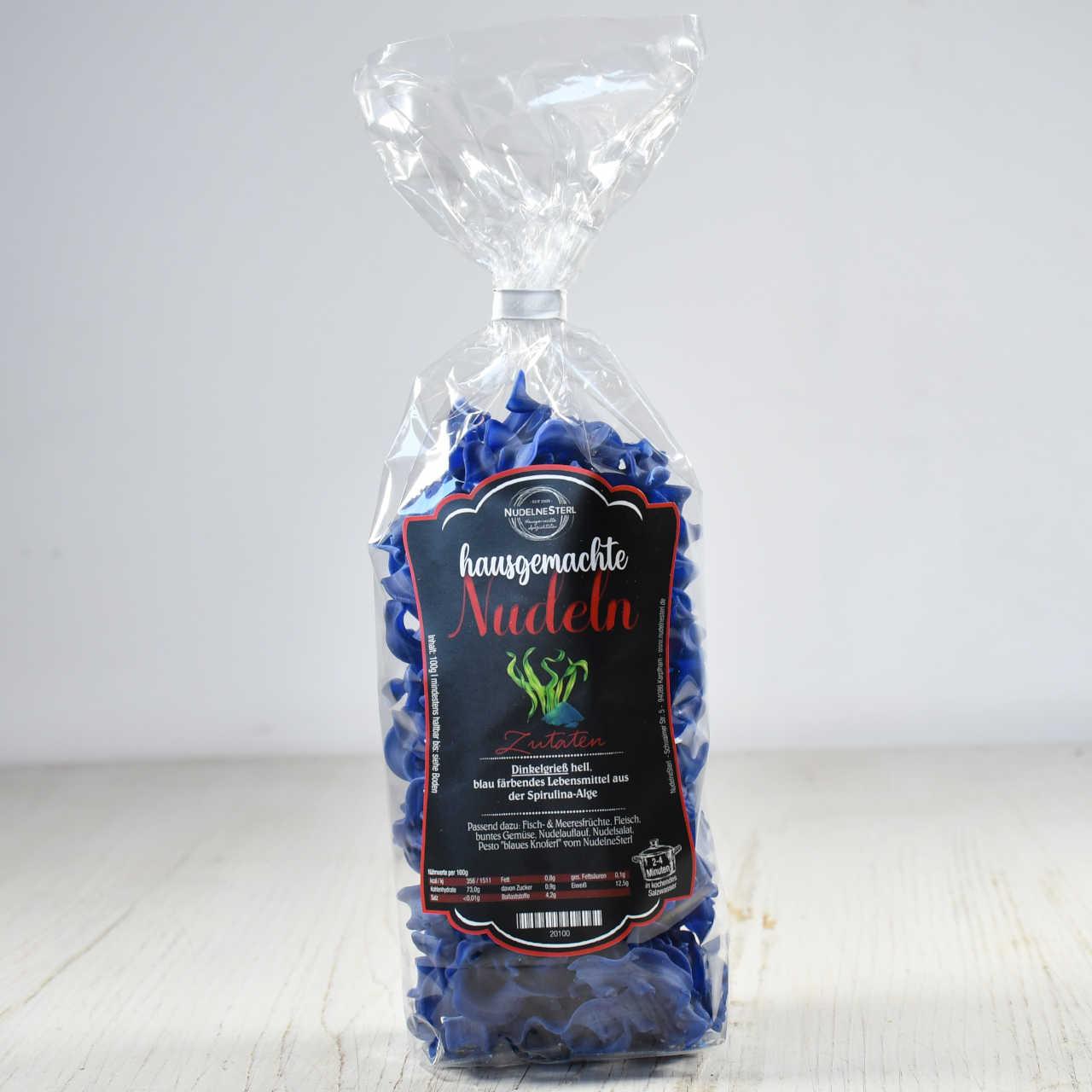 Nudeln blau