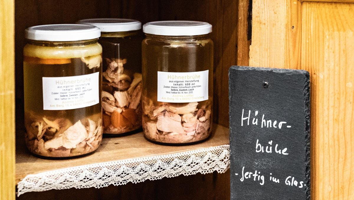 Hühnerbrühe Hühnerbrühe