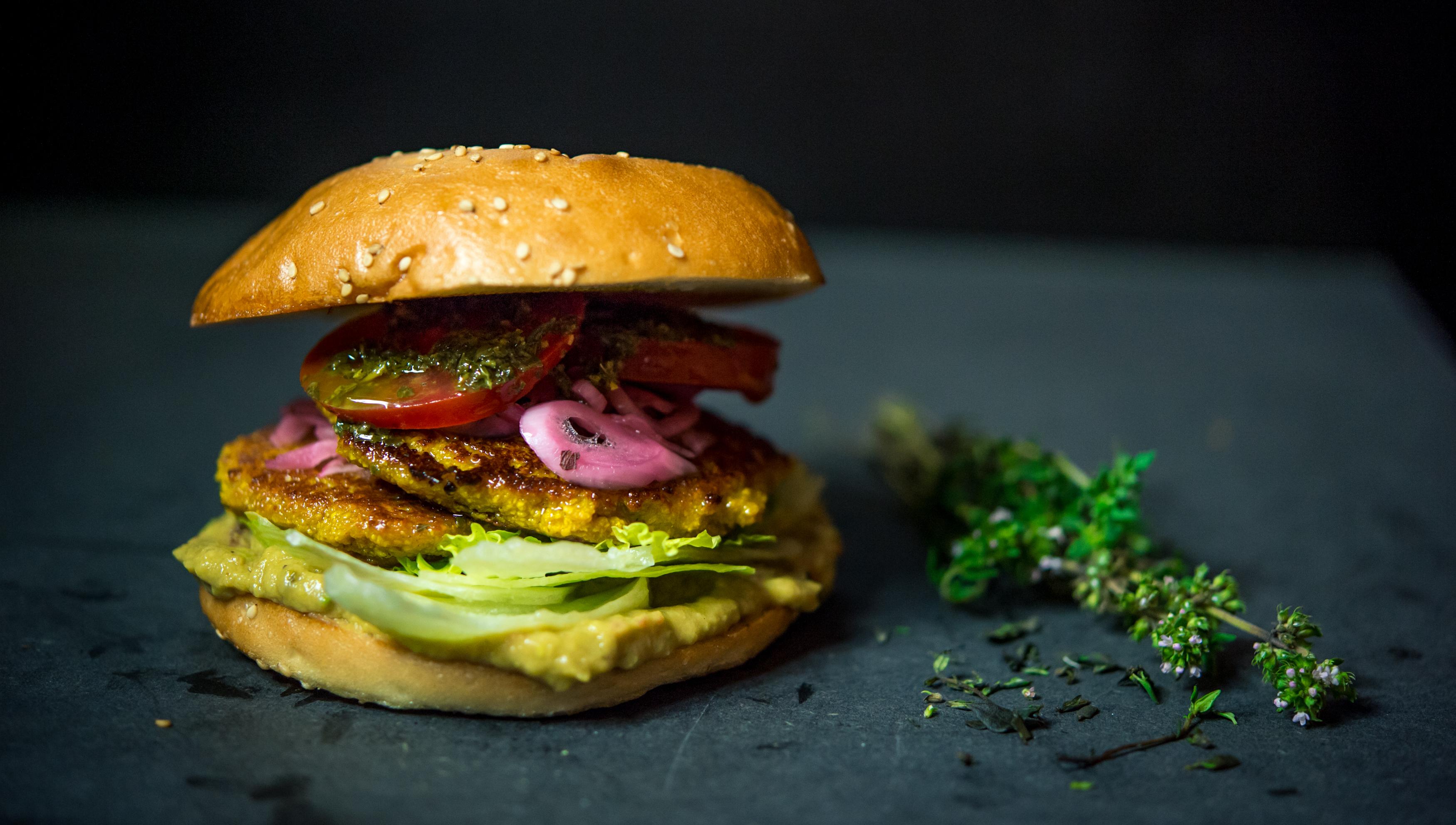 Falafel-Burger (vegan)